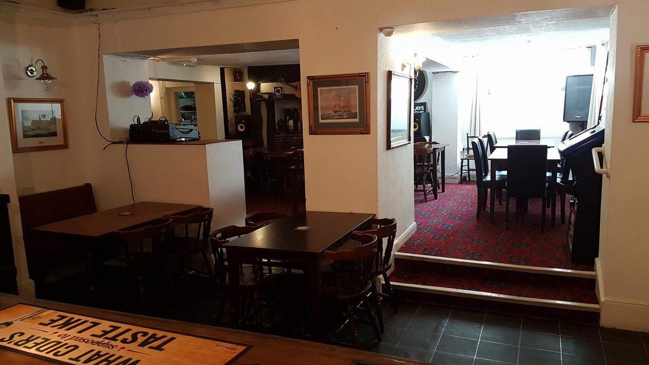 The Village Inn Bideford Exterior photo